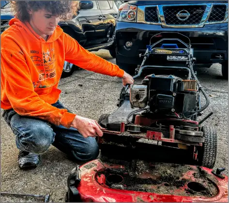 Small Engine Repair Miami Shop